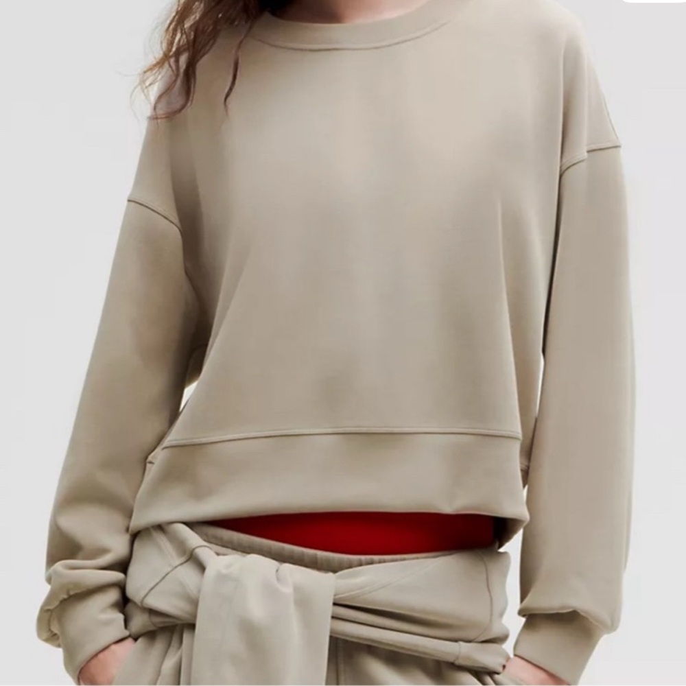 Lululemon Athletica Softstreme Crew Sweatshirt Crop